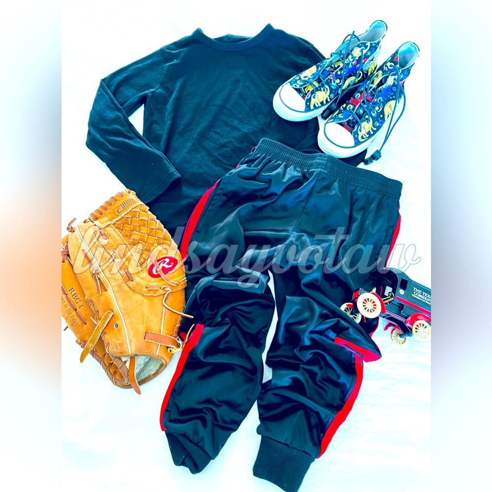 CONVERSE Chuck Taylor All Star Big Dino Black/Multi-Color ~ LITTLE BOY Size 1.5 - Picture 2 of 3